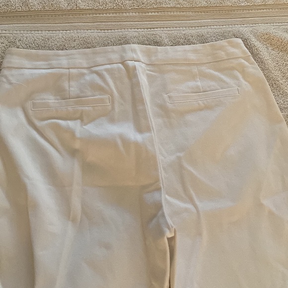 Kobi Halperin from Bloomies stunning white cotton blended luxury stretchy pants - Picture 5 of 12